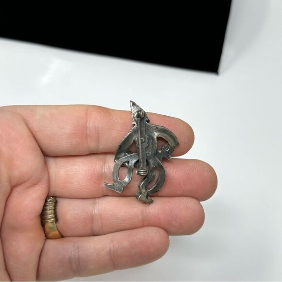 Pewter clown brooch - Picture 2 of 2